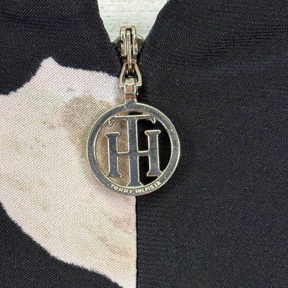 Tommy Hilfiger Black Floral 3/4 Bell Sleeve Knee Length Dress‎ Size 2 - Picture 6 of 15